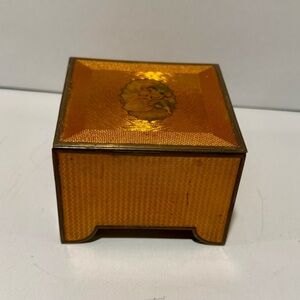 1950c VTG LOVELY EDWARDIAN METAL JEWELRY TRINKET BOX  Sz 3.5”x3”